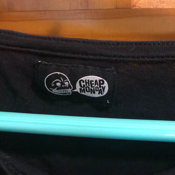 Cheap Monday cold shoulder top - Picture 3 of 4